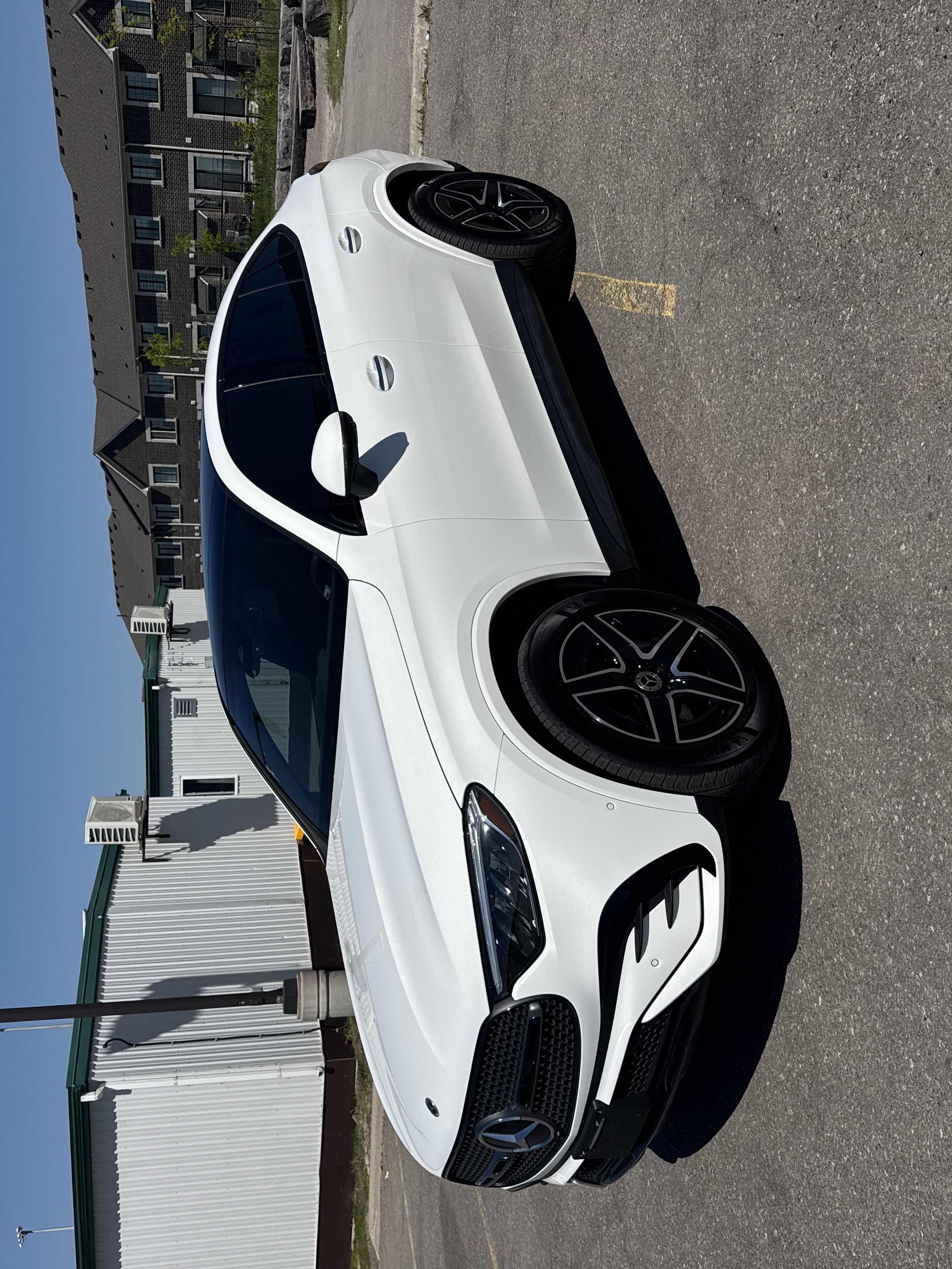 2025 Mercedes-Benz GLC