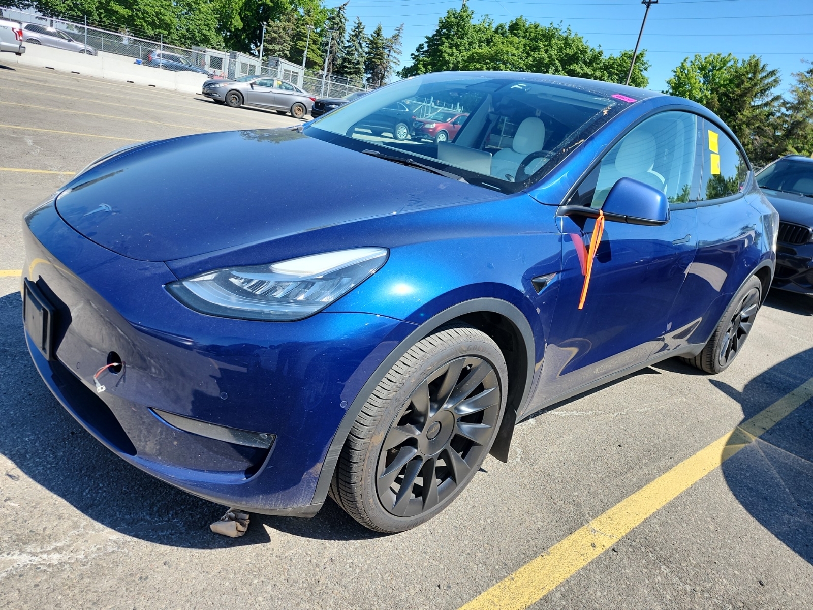 TESLA MODEL Y