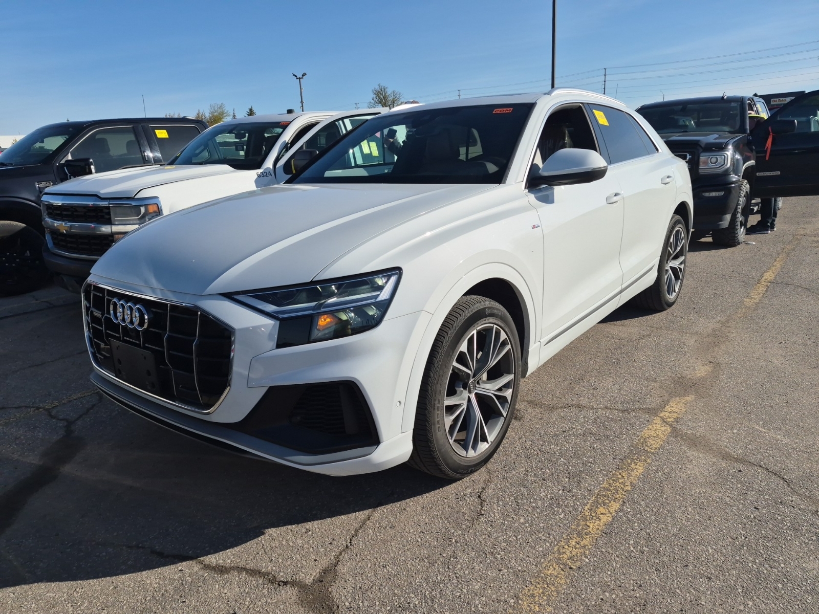 AUDI Q8