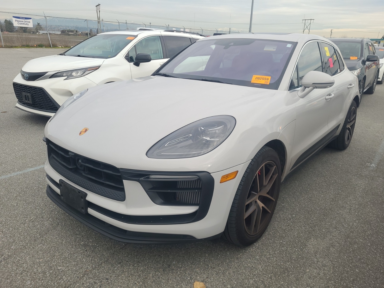 2023 Porsche MACAN