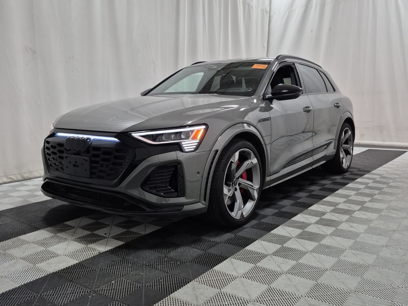 2024 Audi SQ8 e-tron