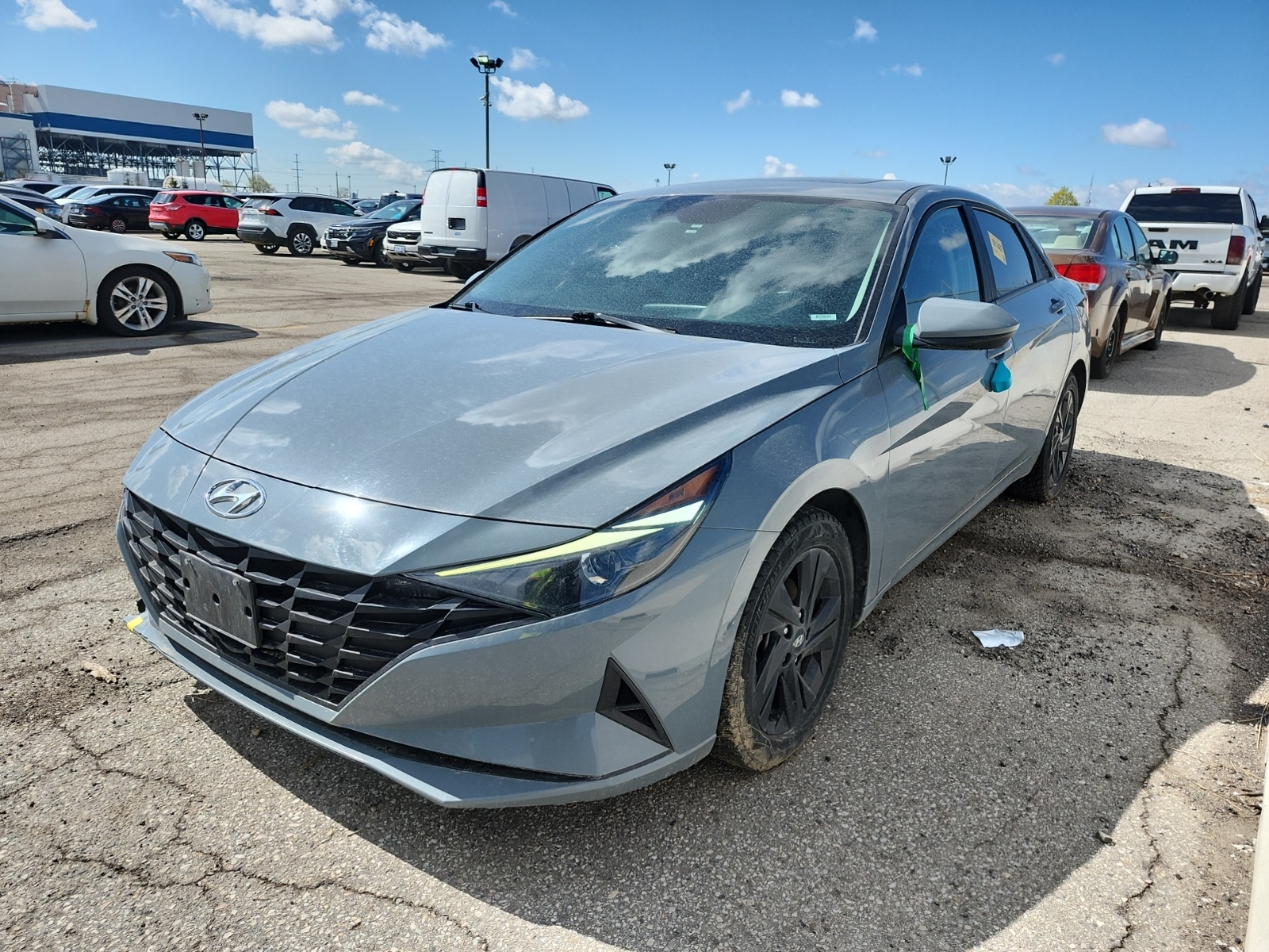 HYUNDAI ELANTRA