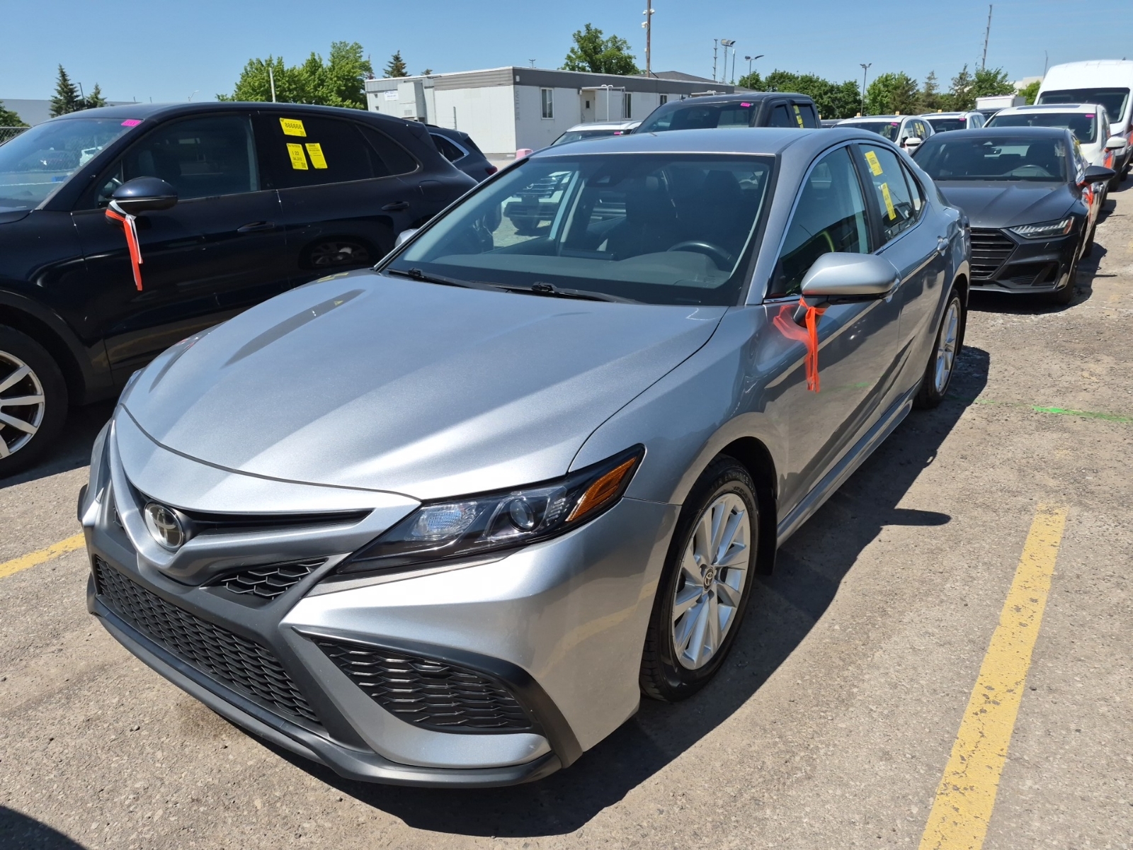 TOYOTA CAMRY