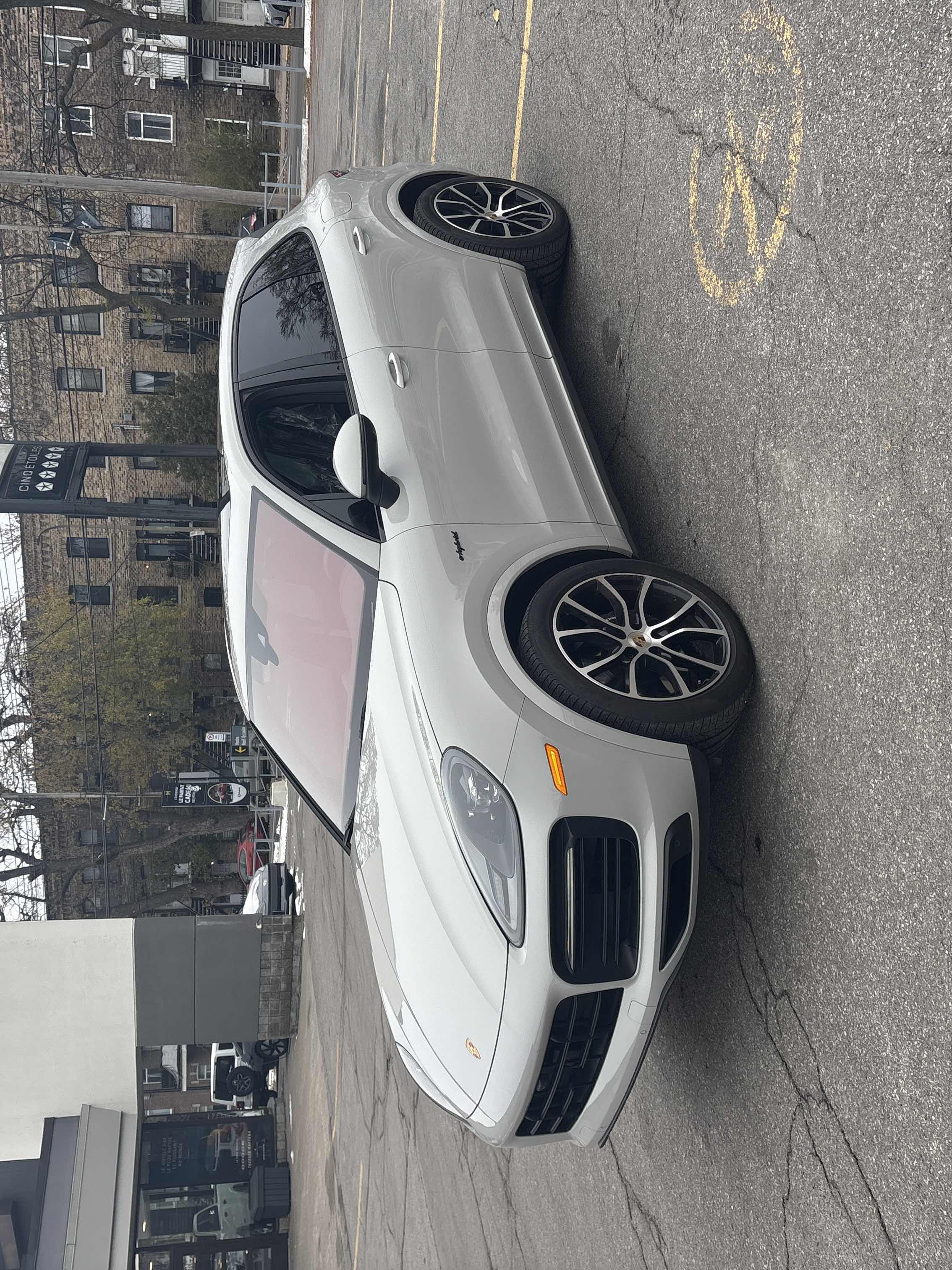 2023 Porsche Cayenne