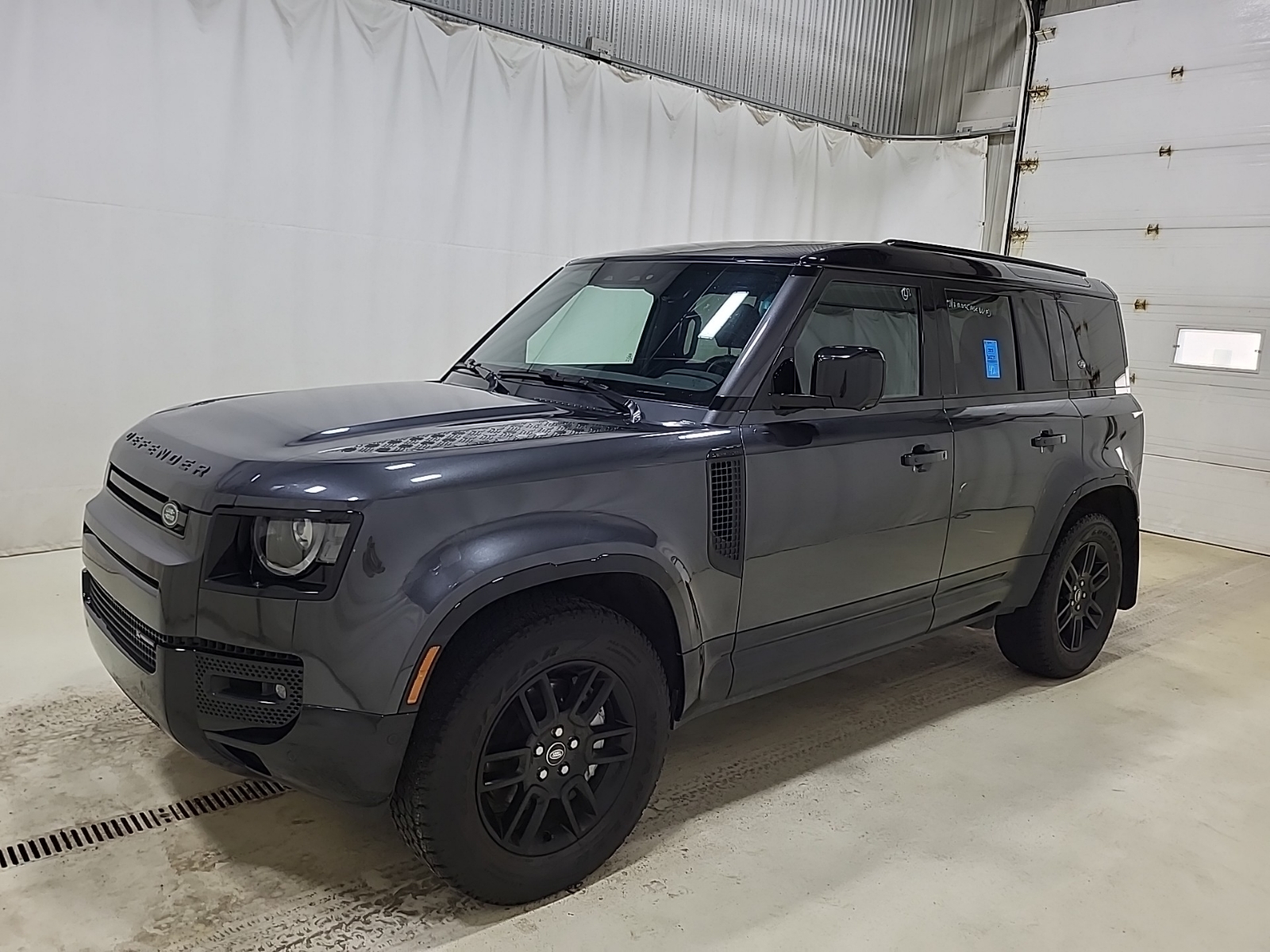 2023 Land Rover DEFENDER