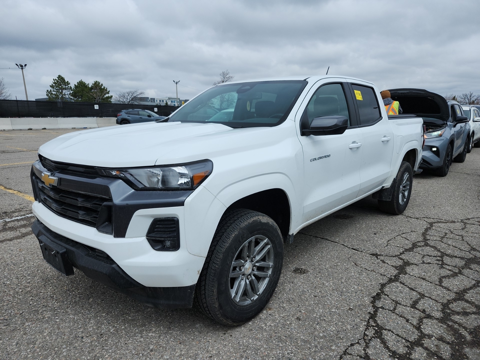 CHEVROLET COLORADO