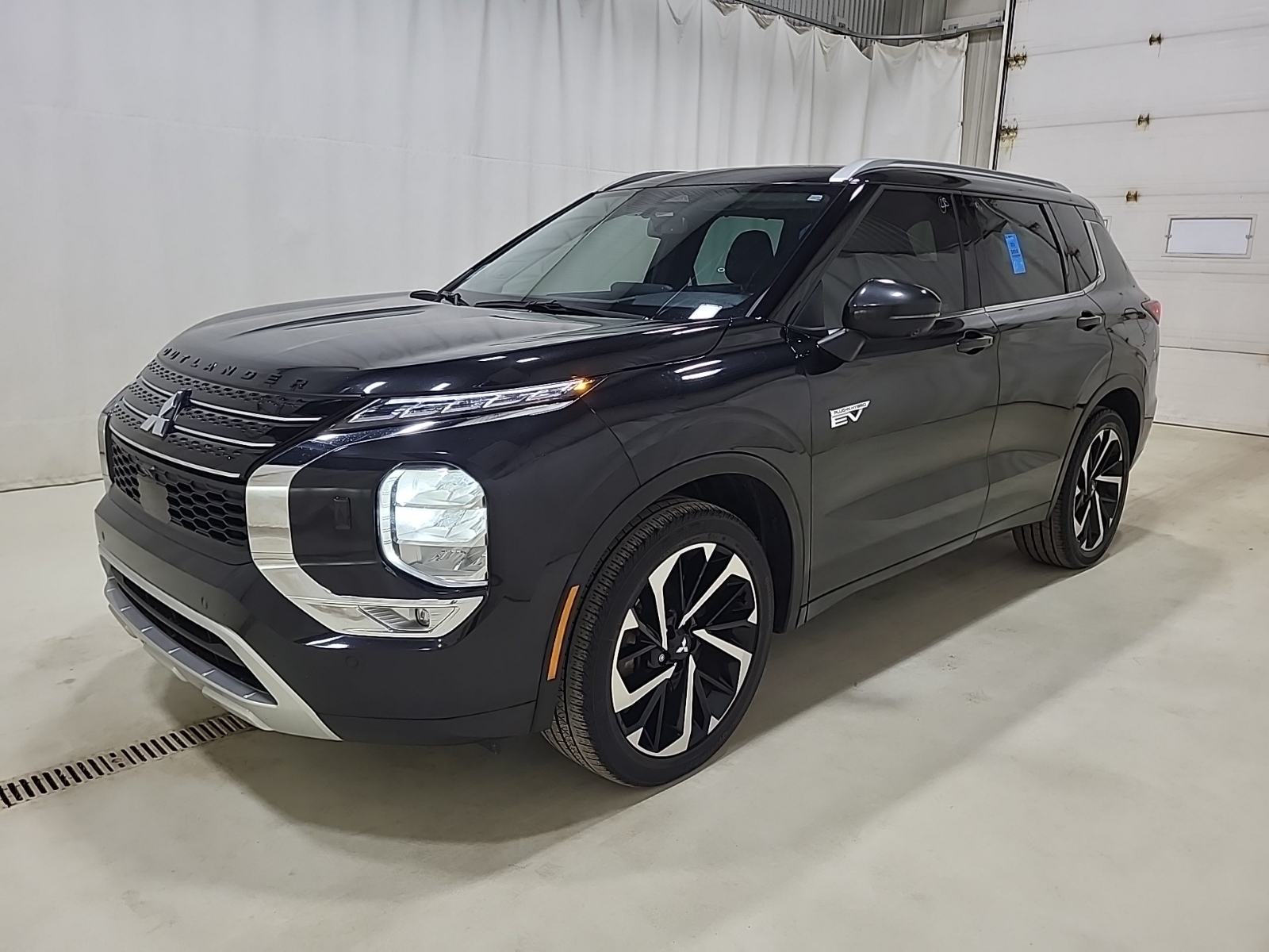 2023 Mitsubishi OUTLANDER PHEV