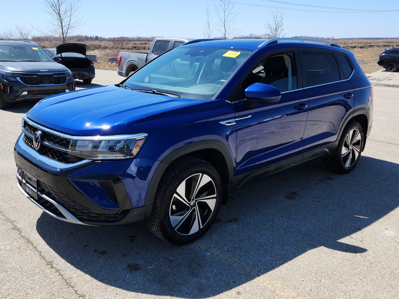 VOLKSWAGEN TAOS