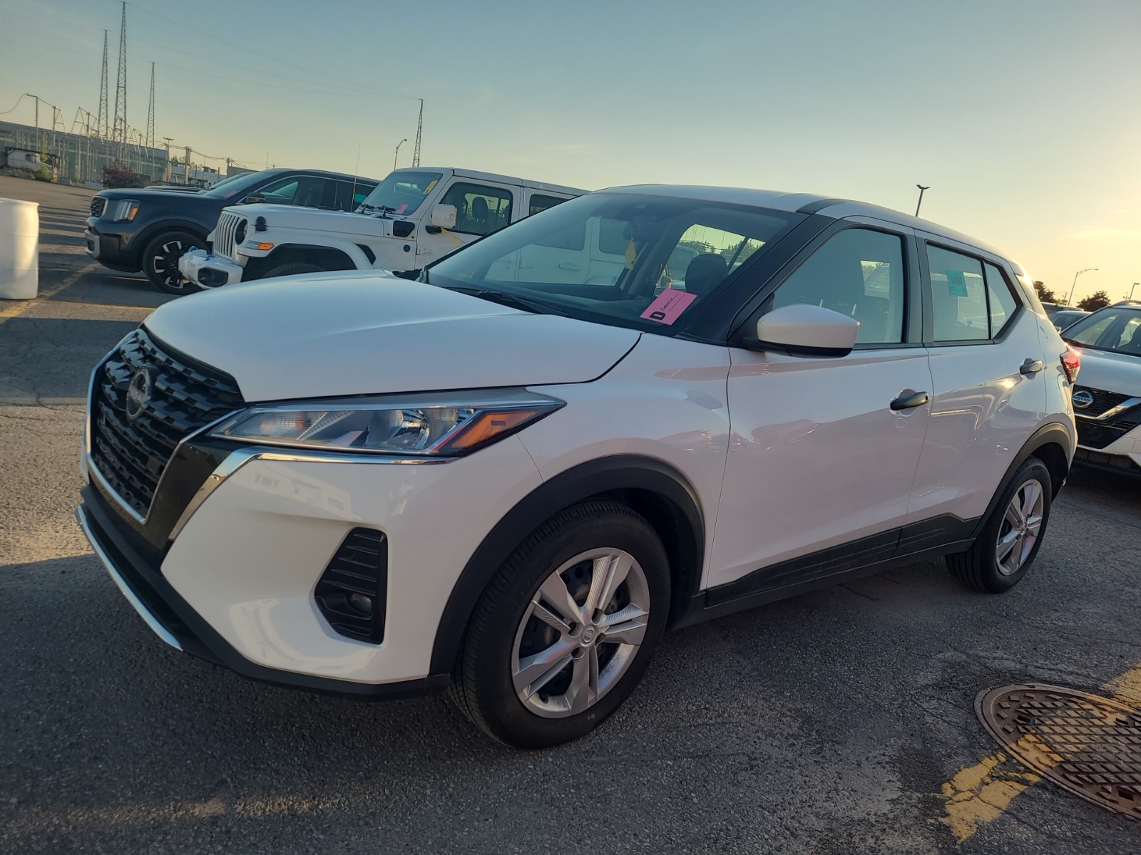 NISSAN KICKS