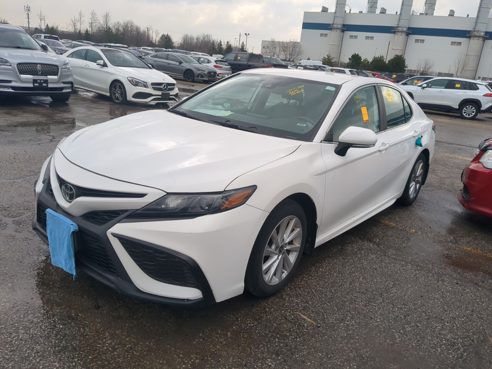 TOYOTA CAMRY