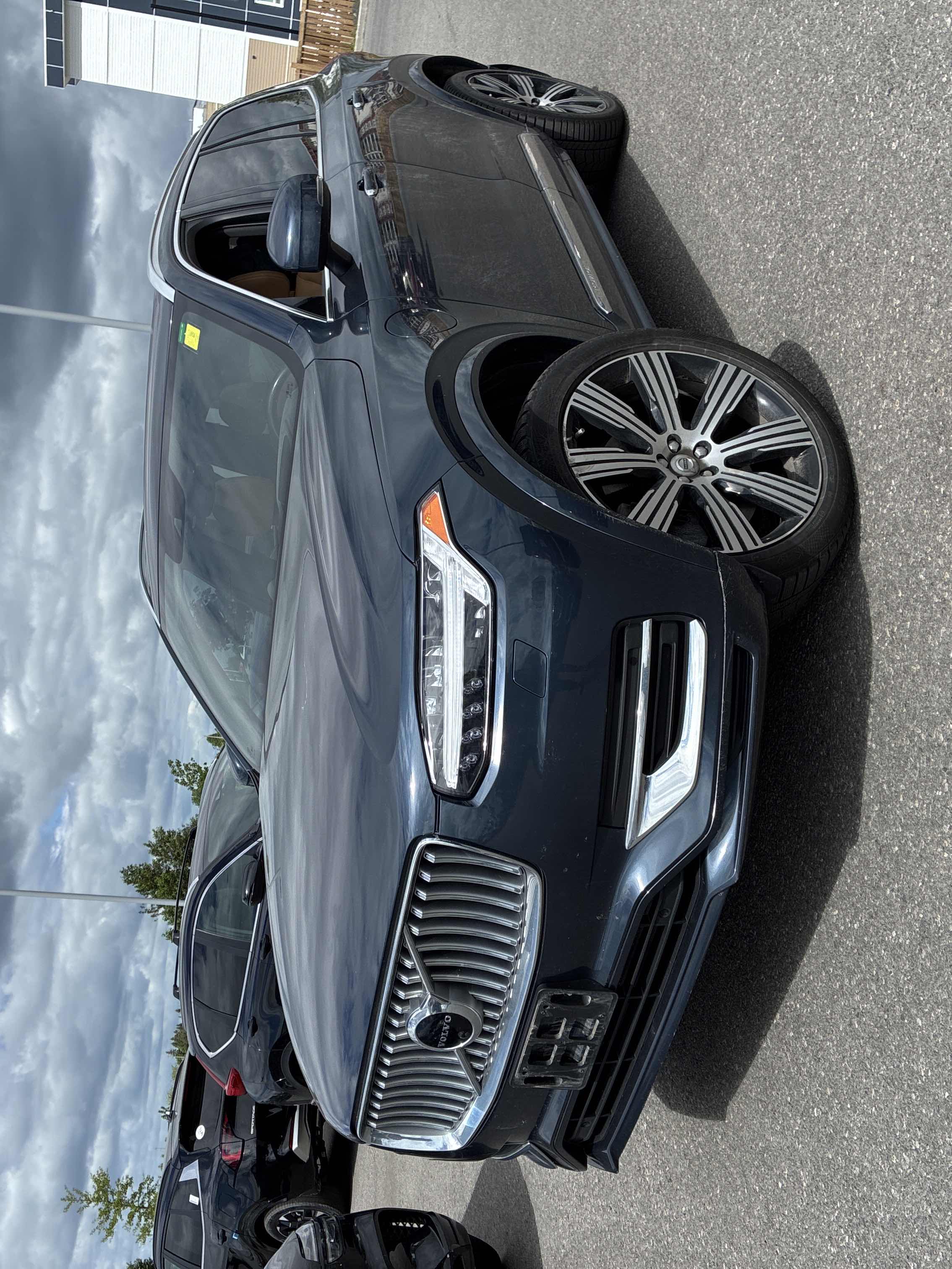 2021 Volvo XC90