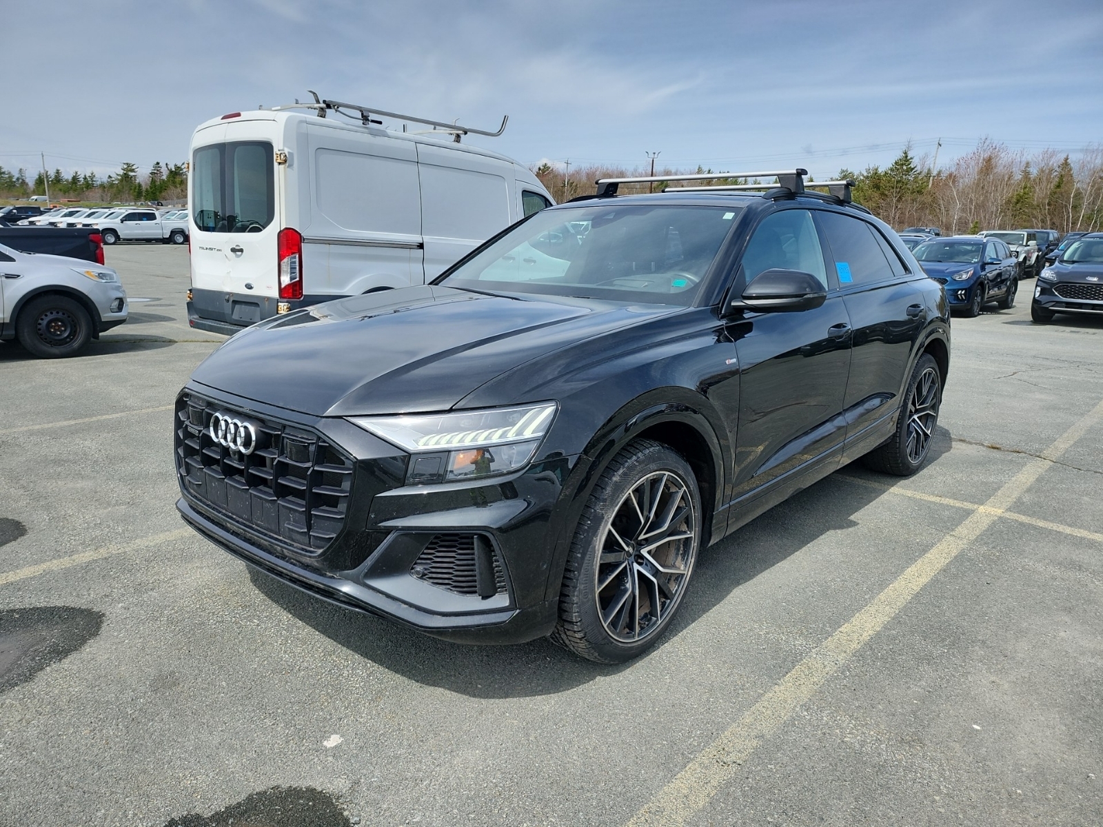AUDI Q8