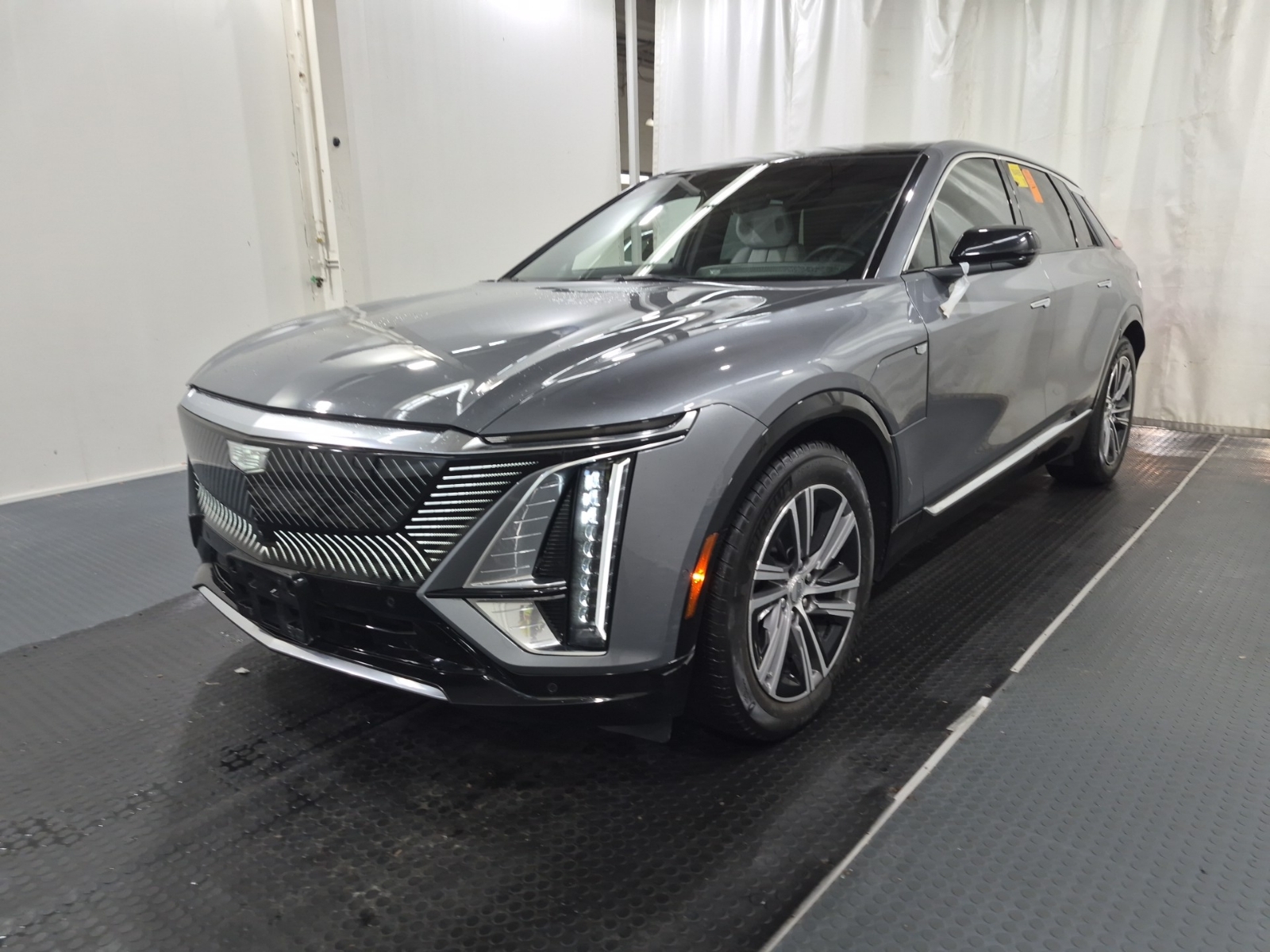 CADILLAC LYRIQ