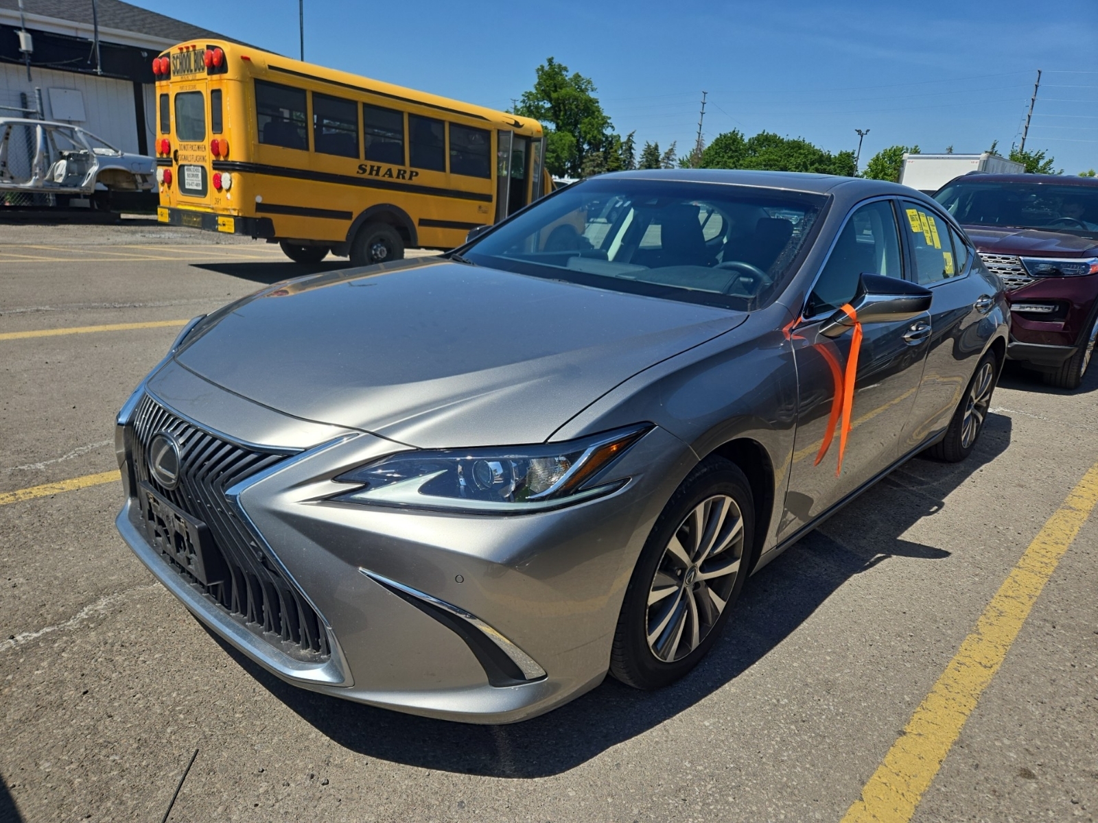 LEXUS ES