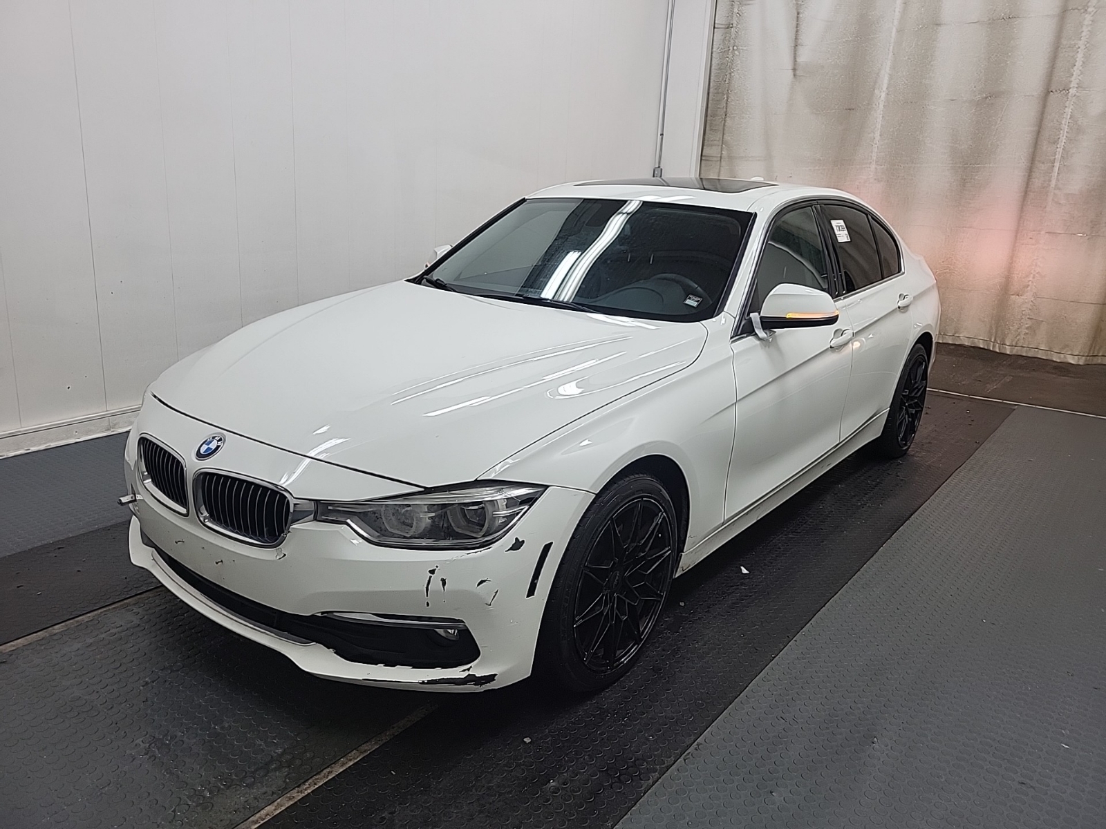 BMW 3 SERIES