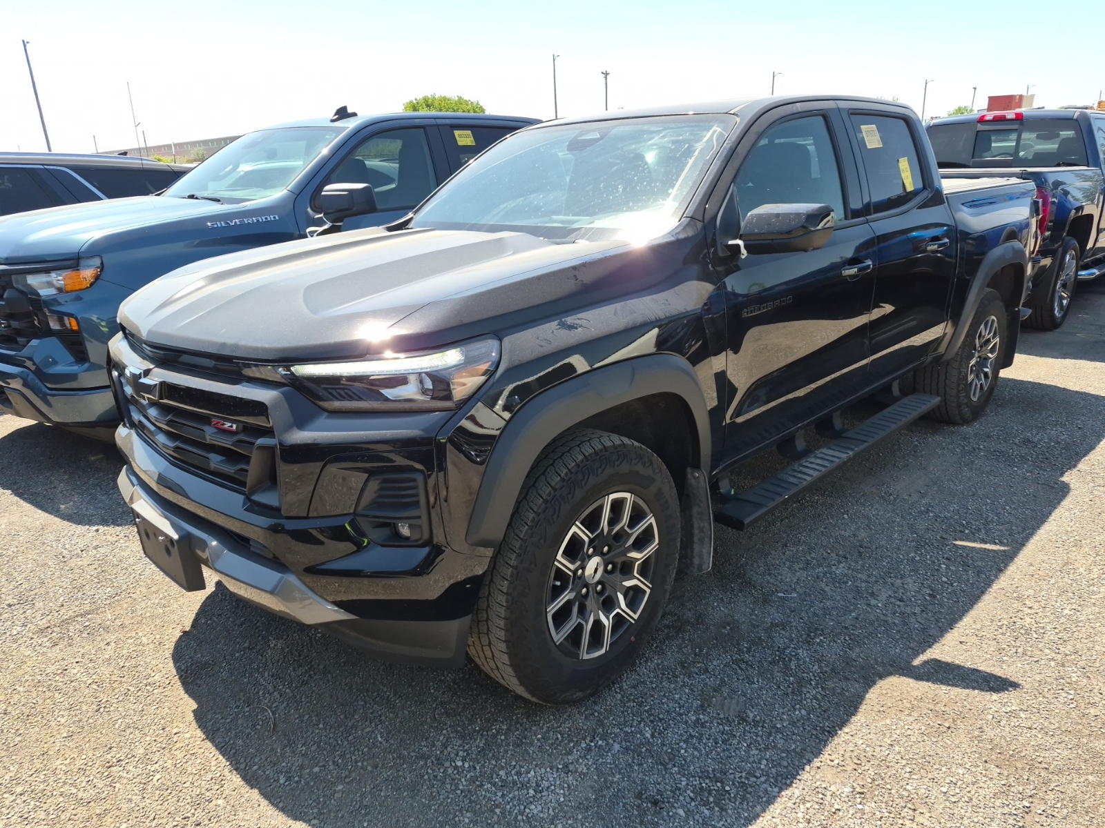 CHEVROLET COLORADO