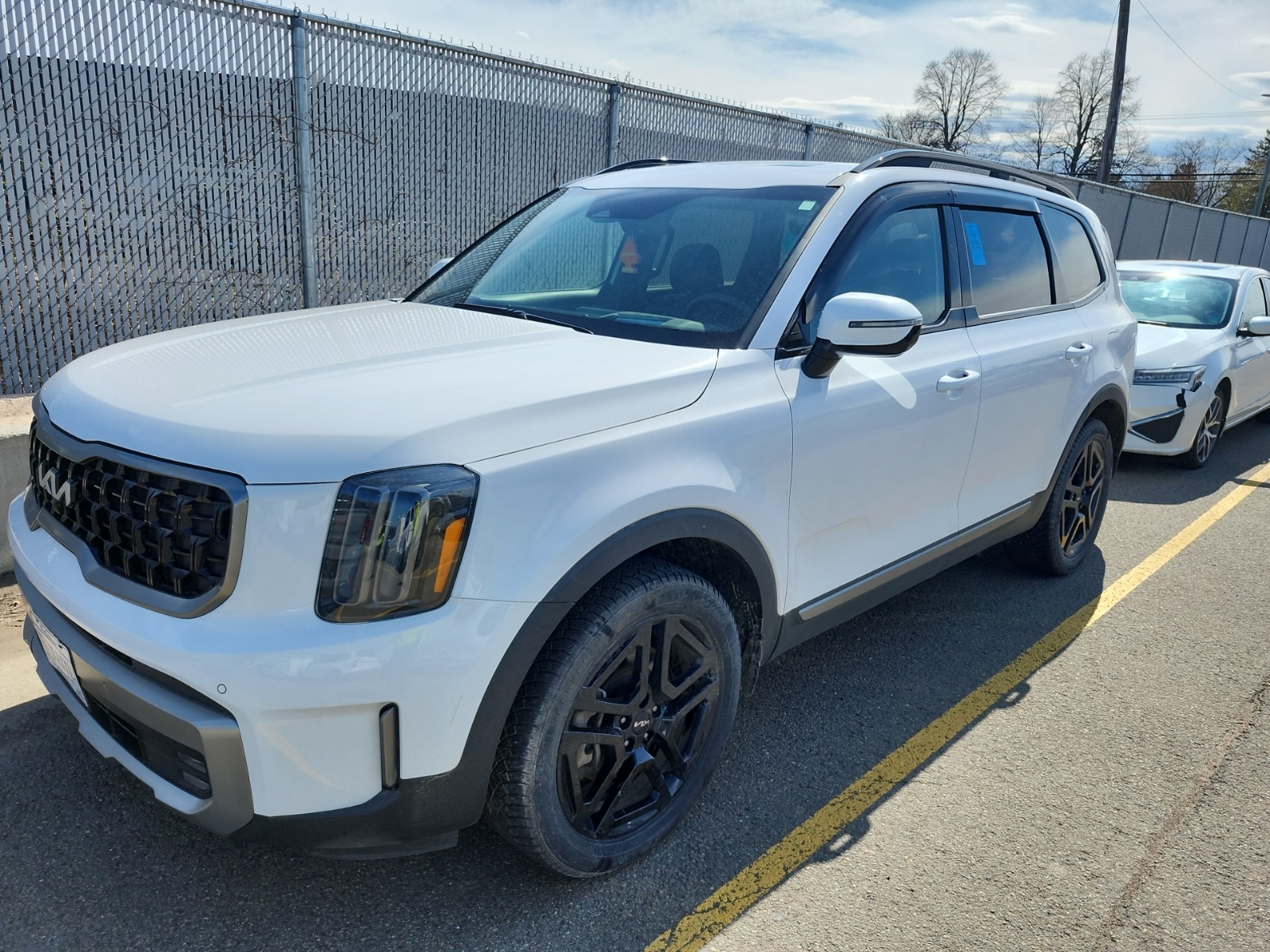 KIA TELLURIDE