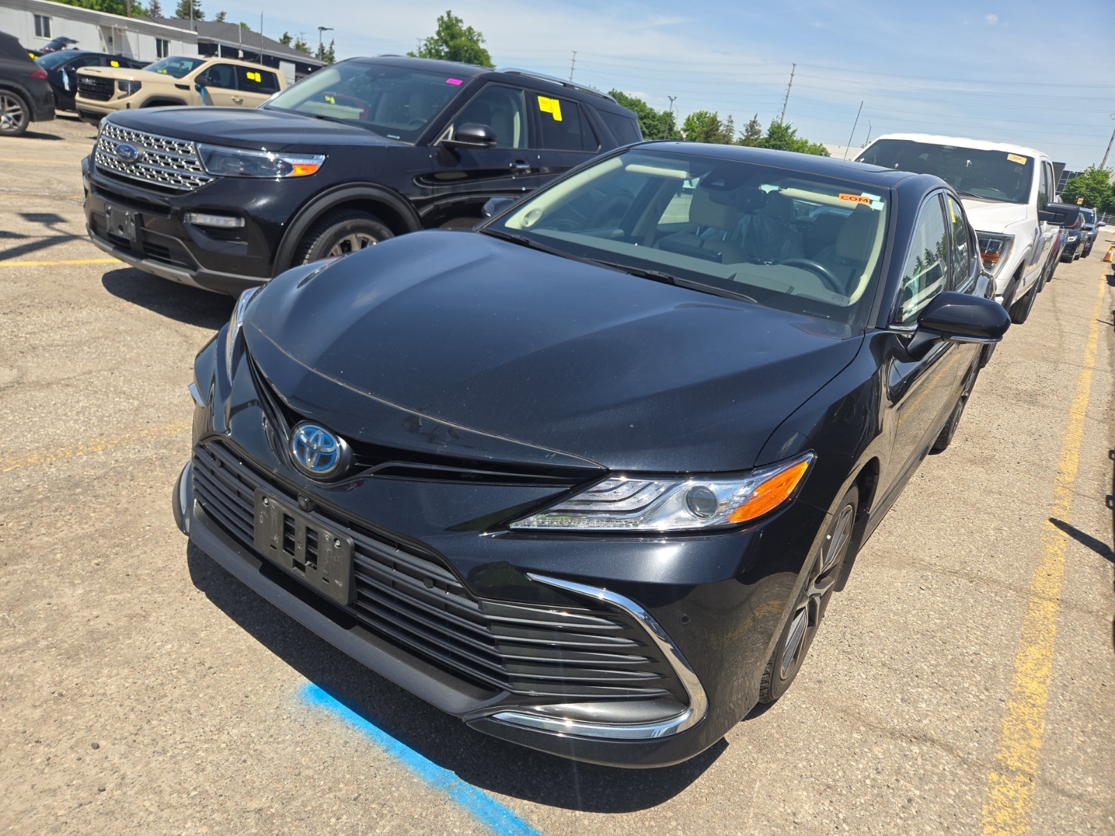 TOYOTA CAMRY