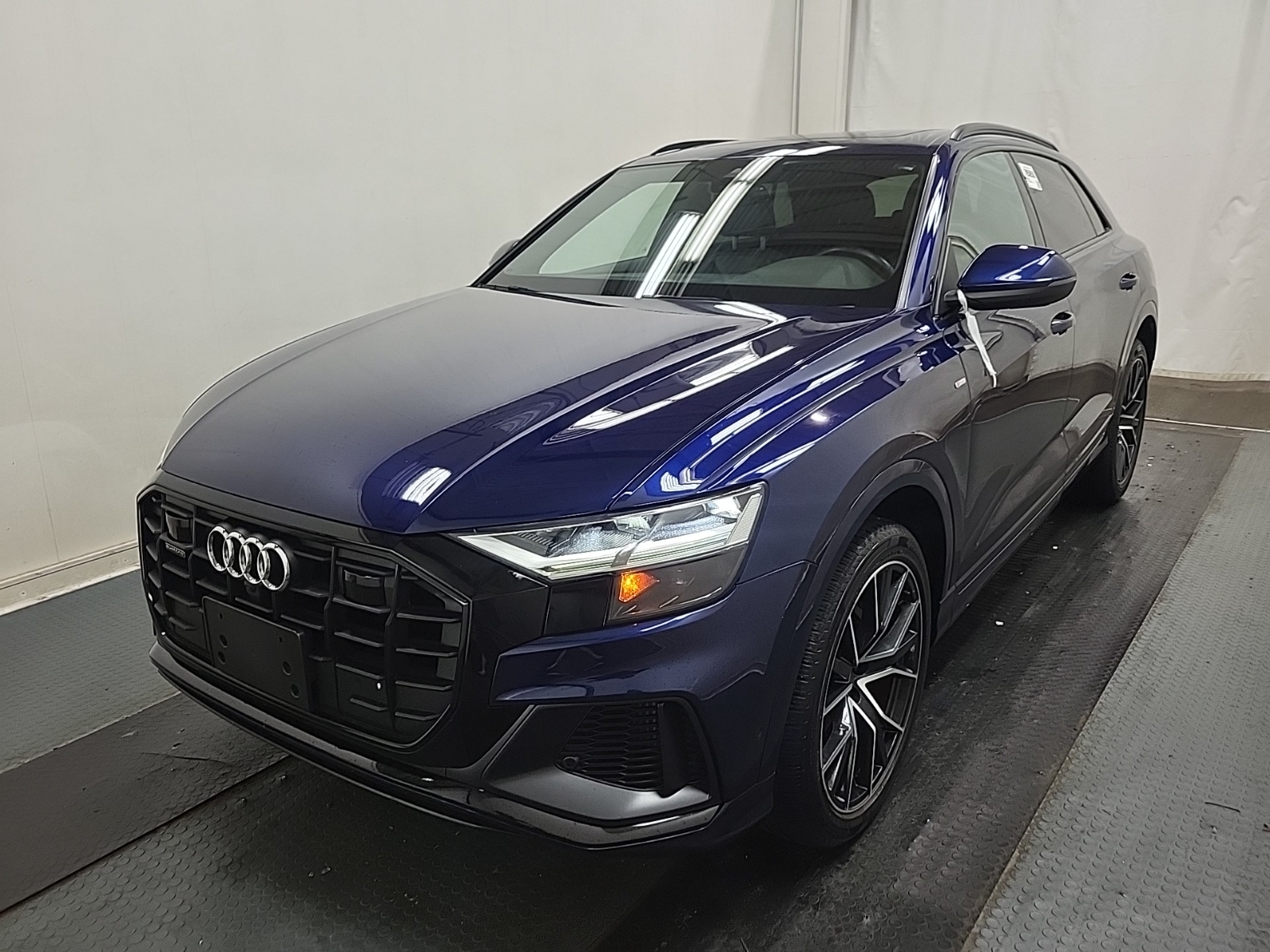 2021 Audi Q8