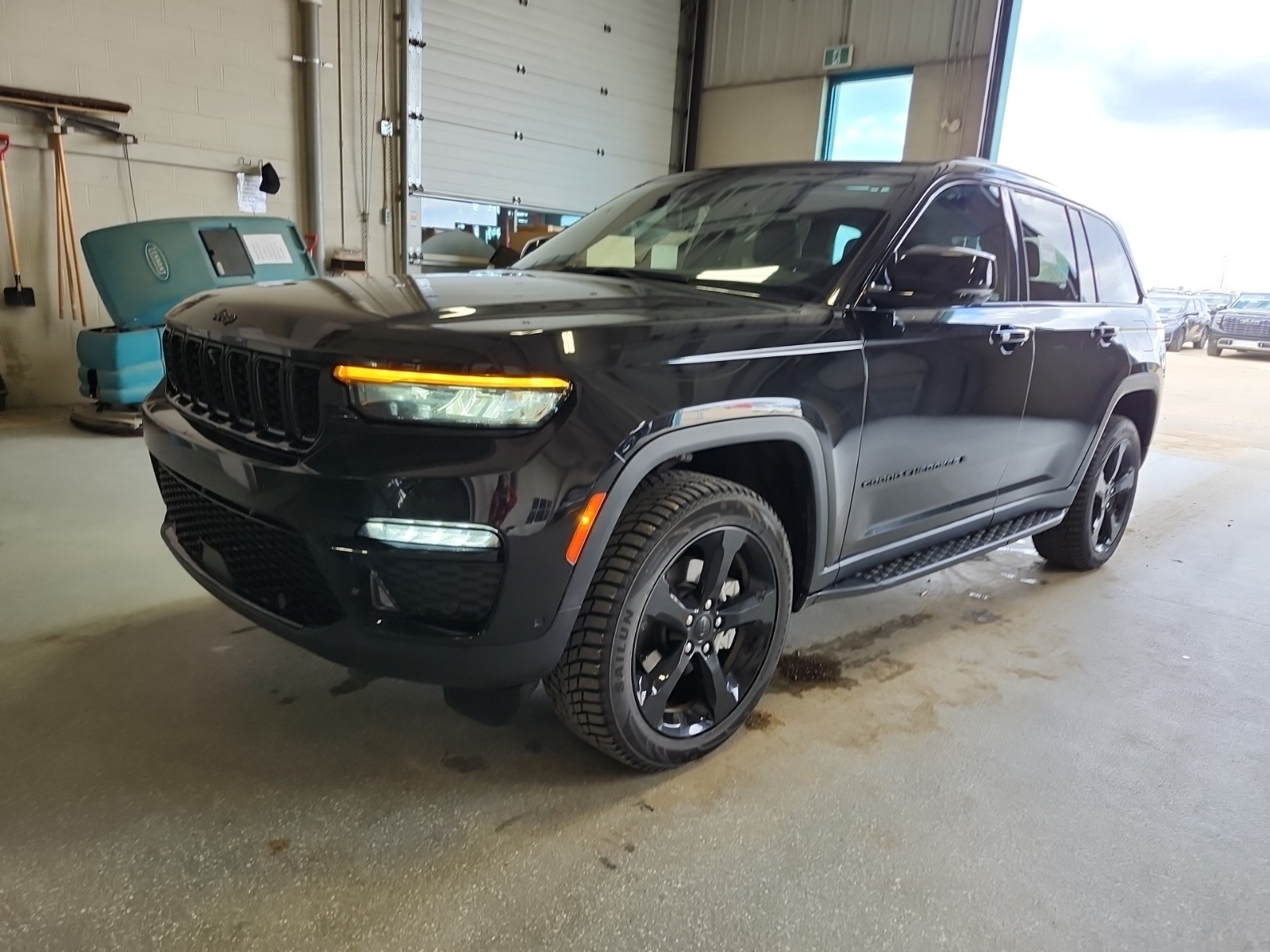 JEEP GRAND CHEROKEE